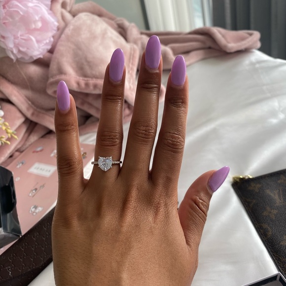 Mixed Box of Rings - Picture 7 of 10